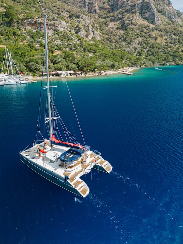 yacht
